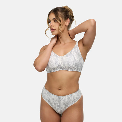 Seamless Compact Push-Up Bra