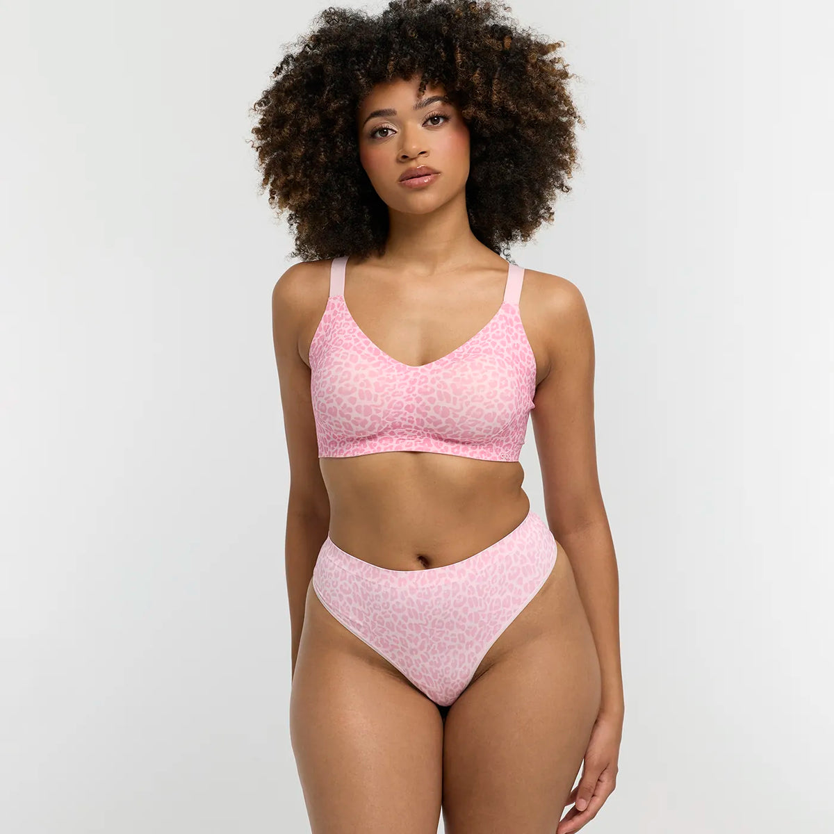 Seamless Compact Push-Up Bra