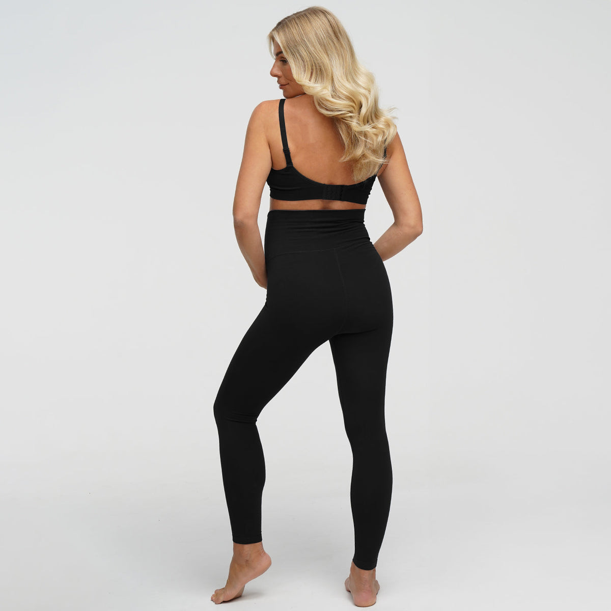 Seamless high-waisted maternity leggings
